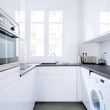 Lovely 1 Bedroom Next To Champ De Mars Apartment